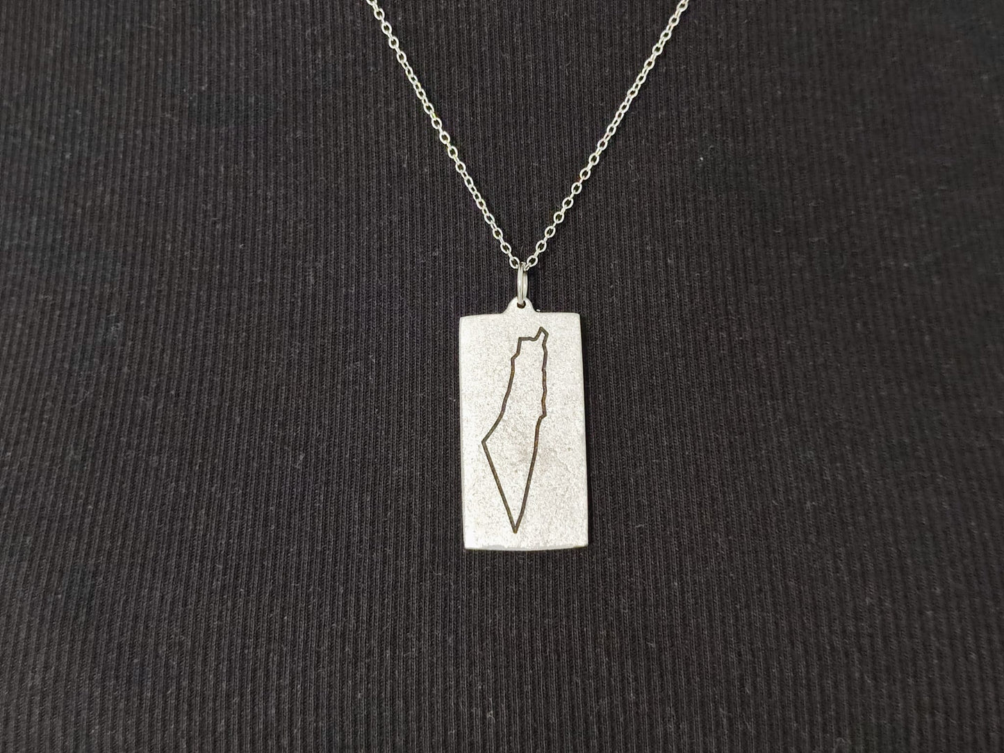 Collana con Pendente Mappa della Palestina – Solidarietà e Stile
