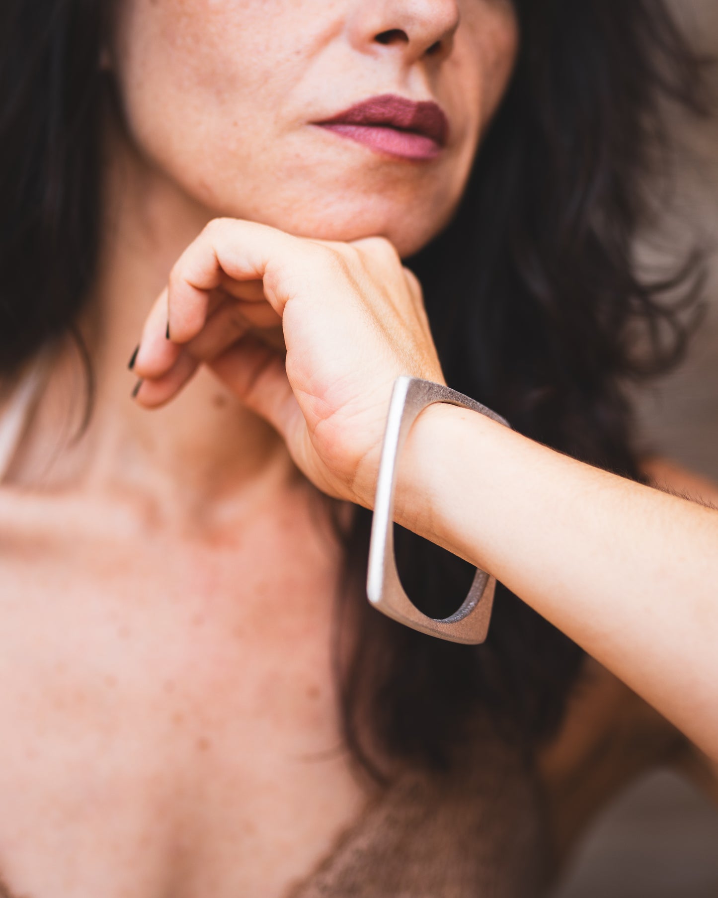 bracciale in alluminio quadrato da donna