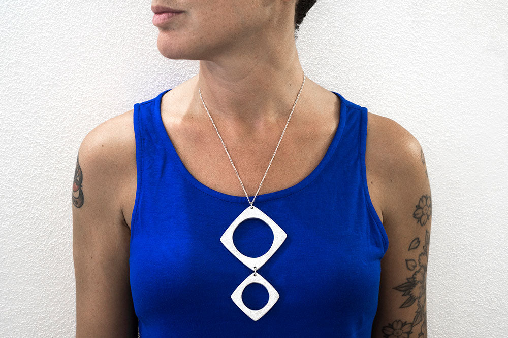 Collana doppio quadrato