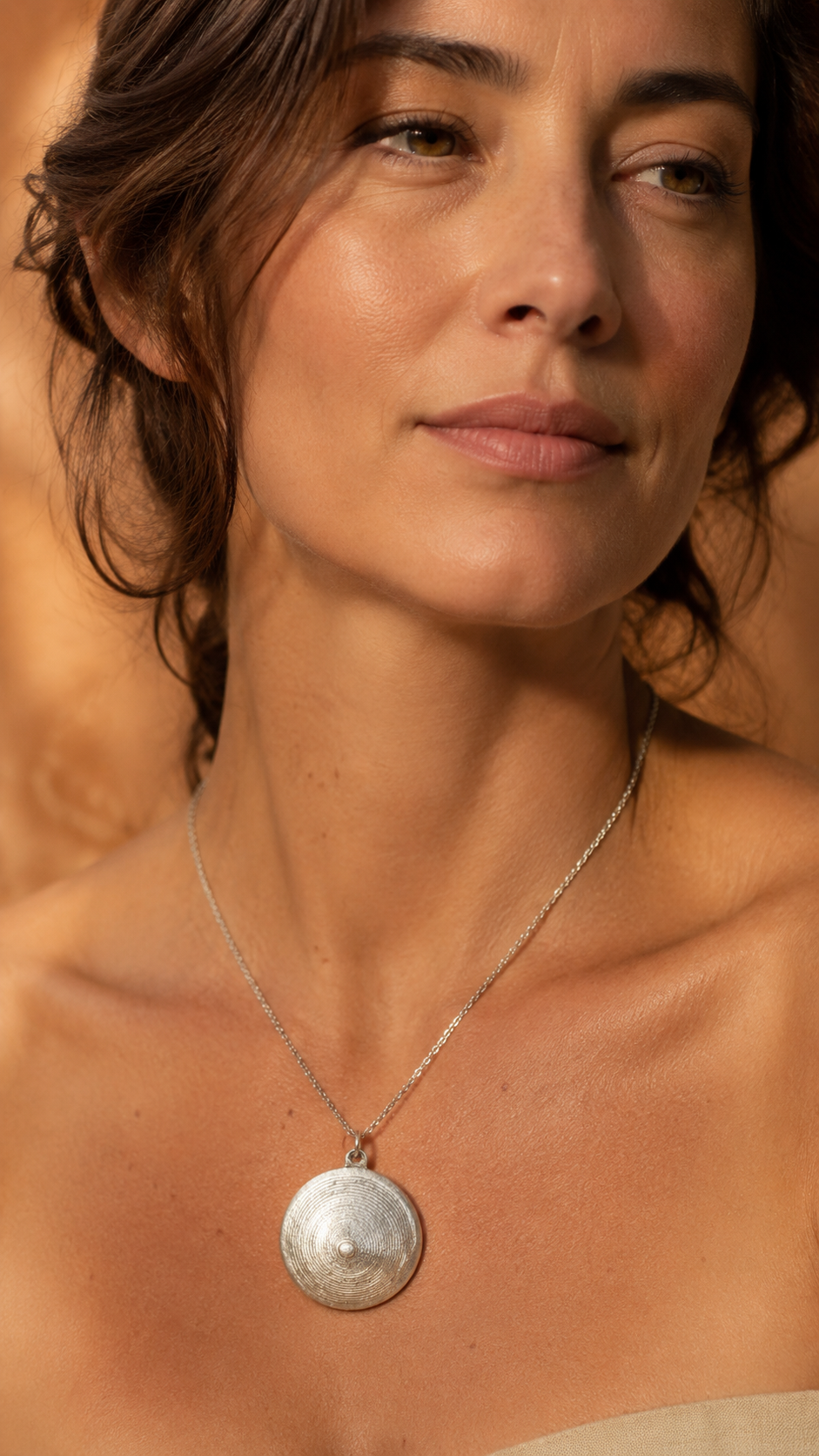 Collana Gong