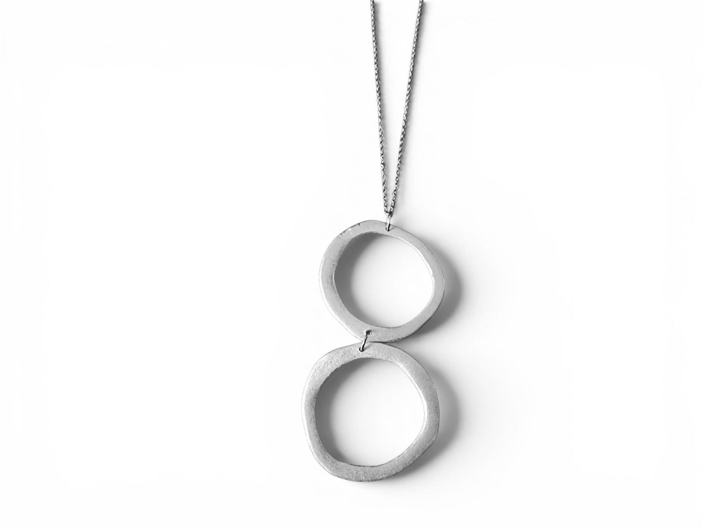 Collana Doppio Cerchio Sospeso — Alluminio da Ordigni Bellici