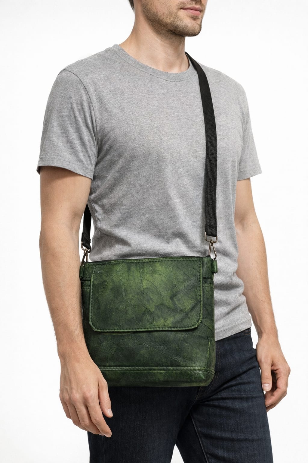 Borsa a Tracolla Artigianale in Foglie di Teak